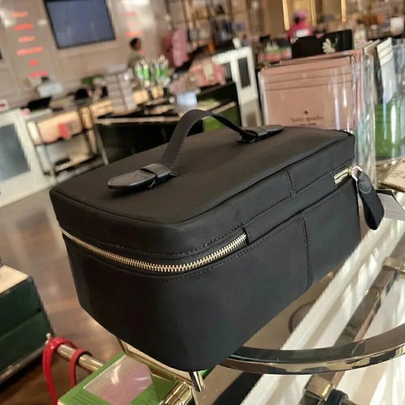 Kate Spade Chelsea Travel Cosmetic Case KC635-BLK - Picture 3 of 9